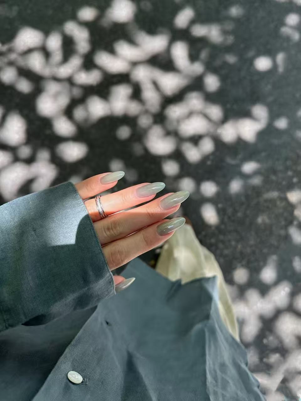 Emerald Grace · เล็บสีเขียวล้วนทำมือ